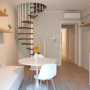 https://casati-2-glamour-in-citt-tra-shopping-e-vita-notturna.it-lombardy.com