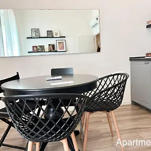 https://memodena-apartments.emilia-romagnahotels.net