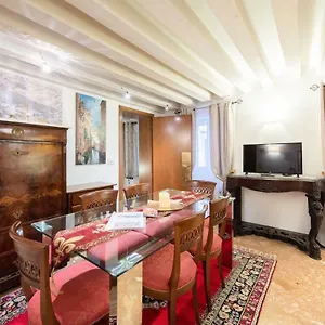 Apartment Ca' Del Carro Family, Venice