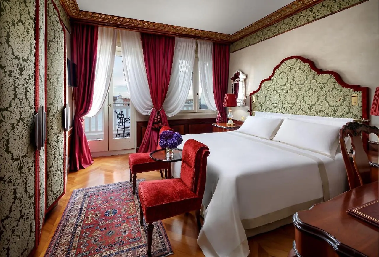 *****  Hotel Danieli, Венеция Италия